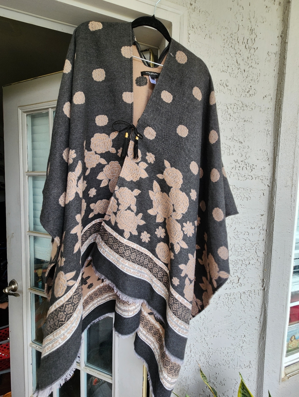 Marc New York Polka Dot & Floral Knit Poncho in Charcoal Blush Gorgeous B12
